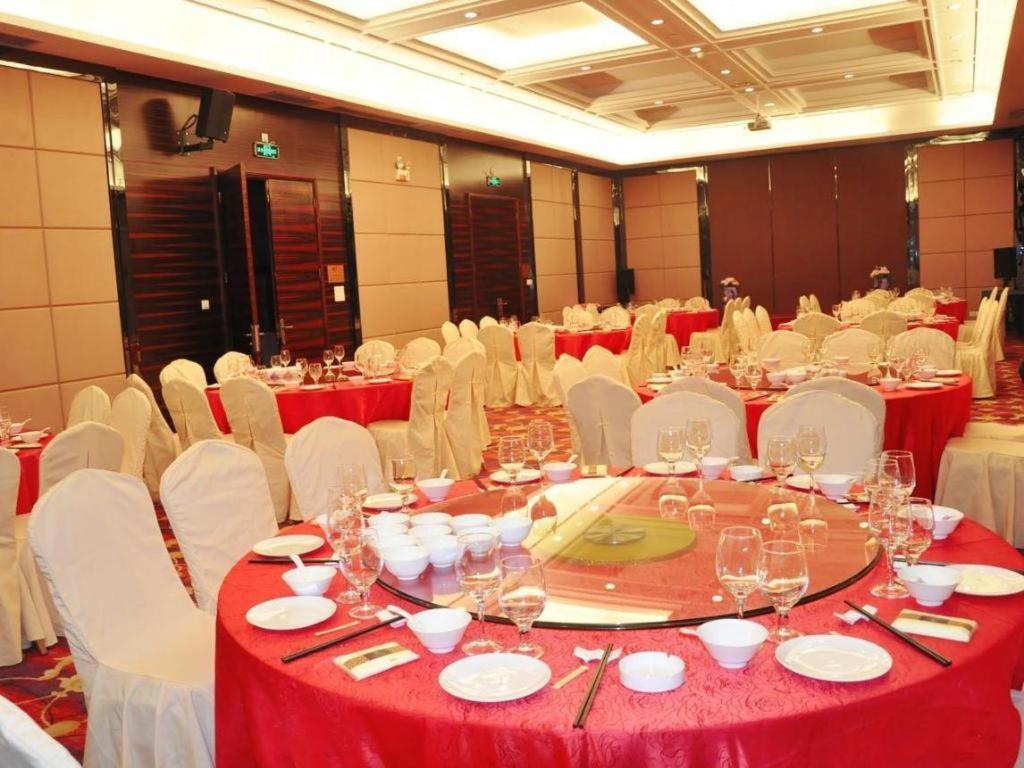 Royal Duke Cherrabah Hotel Zhongshan Zhongshan  Exterior foto